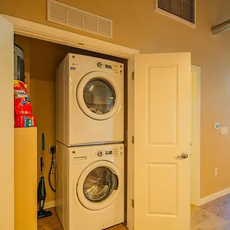 Airy 1Bd Asu Sloan Pk Washer And Dryer Parking Sleeps 6